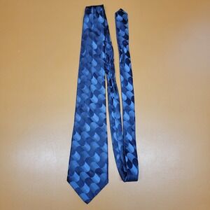 Arrow Mens Blue Geometric Wave Pattern 100% Silk Necktie Classic Width